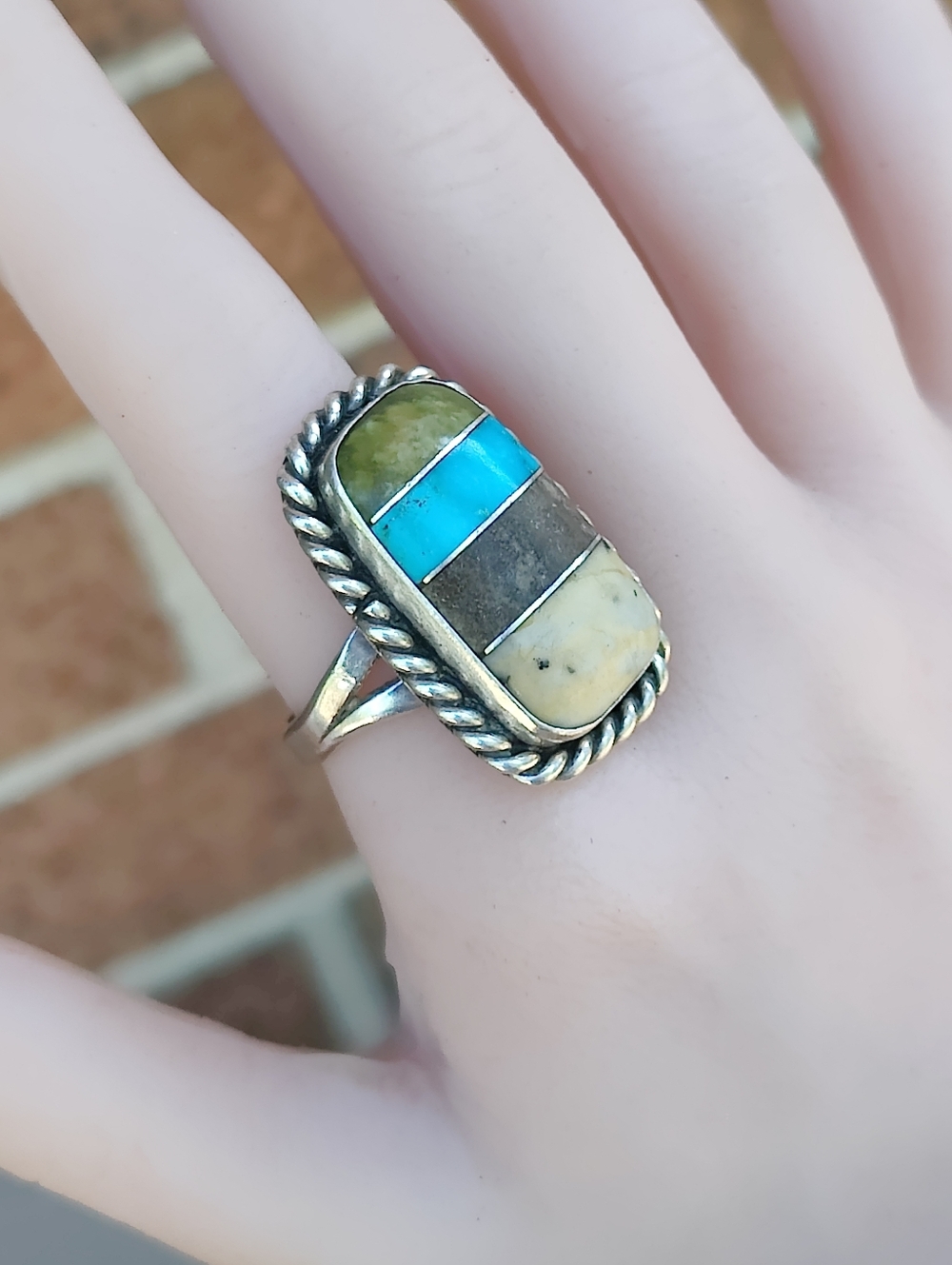 Antique Sterling Silver Navajo Stone Ring - Picture 6 of 7